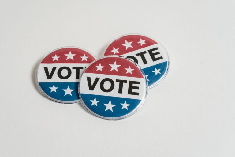 Sharp Gender Divide Among Latino Voters